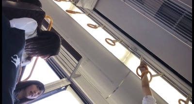 オカ【パンチラ】