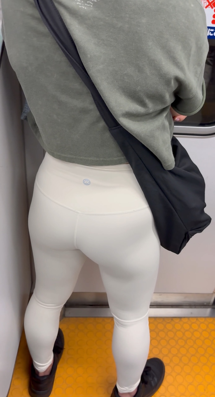 ！！！【巨乳・お尻・美脚】