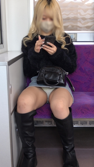 TC パンチラ×ギャル